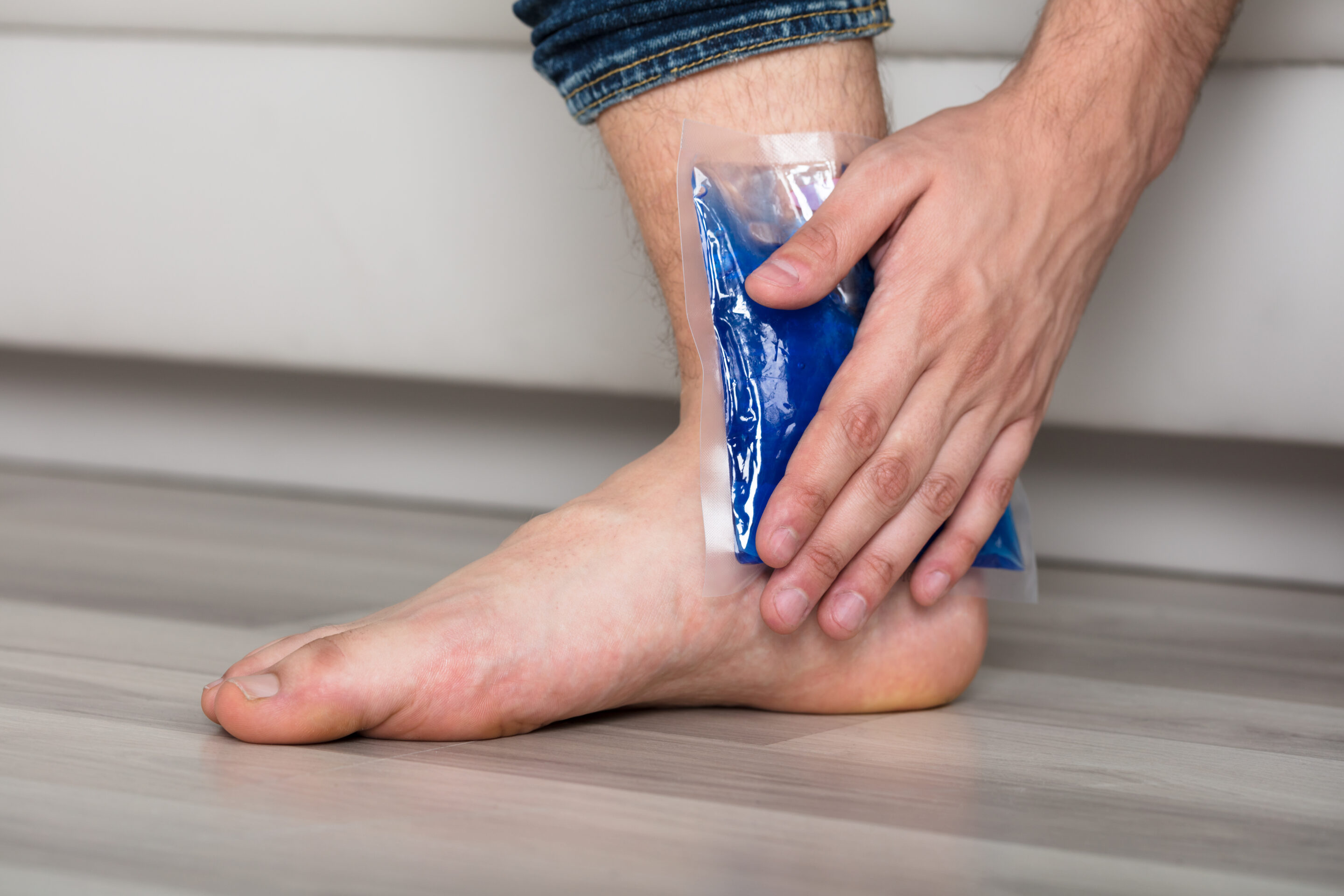 
Licensed
 Save to Library
 Preview Crop
 Find Similar
 
File #:  177349069
Person's Hand Holding Ice Gel Pack On Heel